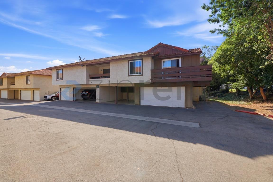 1356 Brentwood Cir #B - Photo 6 of 29