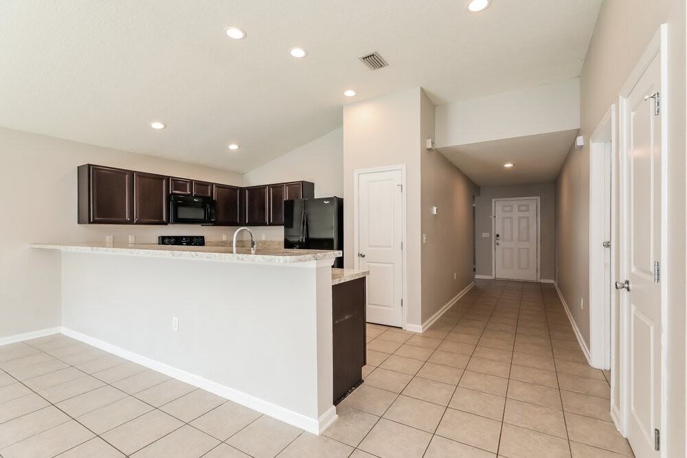 6582 Winding Greens Dr - Photo 7 of 16