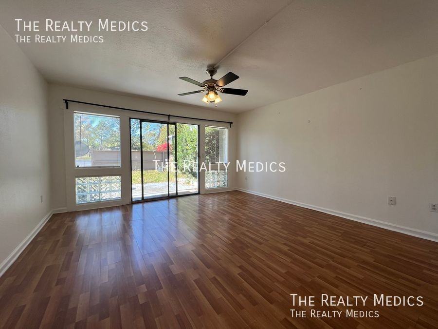6061 Windhover Dr #10 - Photo 4 of 13