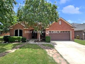 13014 Five Brks - Photo 1 of 1