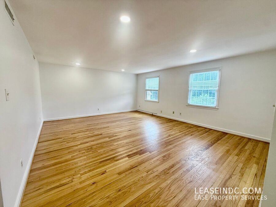 8203 Grubb Rd #G202 - Photo 3 of 18