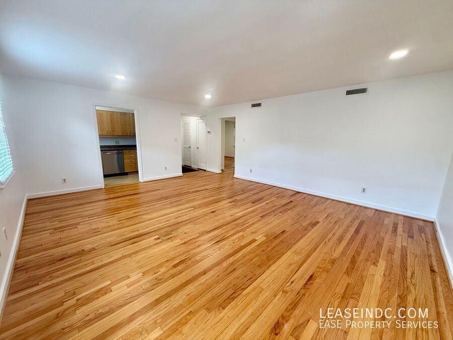 8203 Grubb Rd #G202 - Photo 4 of 18