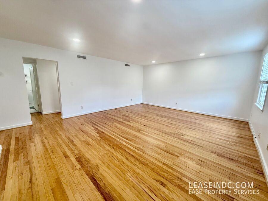 8203 Grubb Rd #G202 - Photo 5 of 18