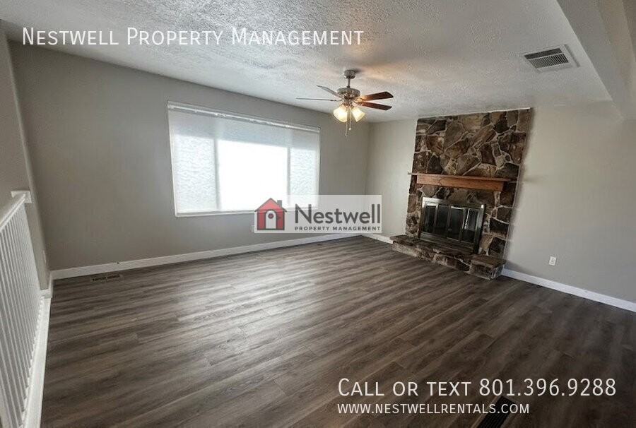 11274 S Sandy Creek Dr - Photo 2 of 17