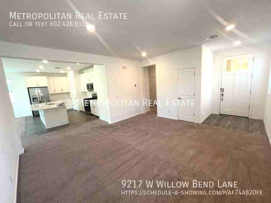 9217 W Willow Bend Ln - Photo 3 of 36