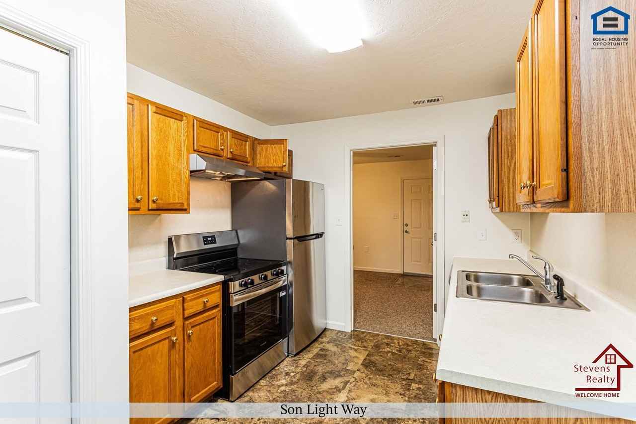 6439 Son Light Way