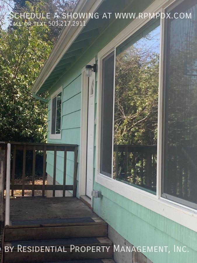 2828 Sw California St - Photo 2 of 21