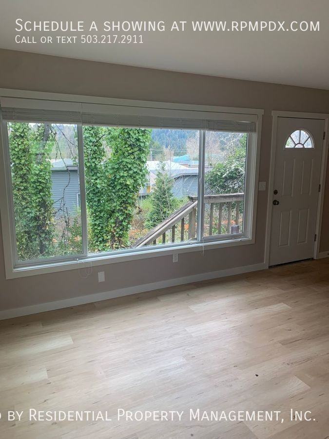 2828 Sw California St - Photo 3 of 21