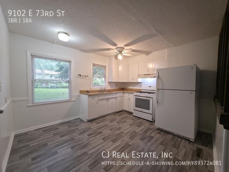9102 E 73rd St - Photo 4 of 11