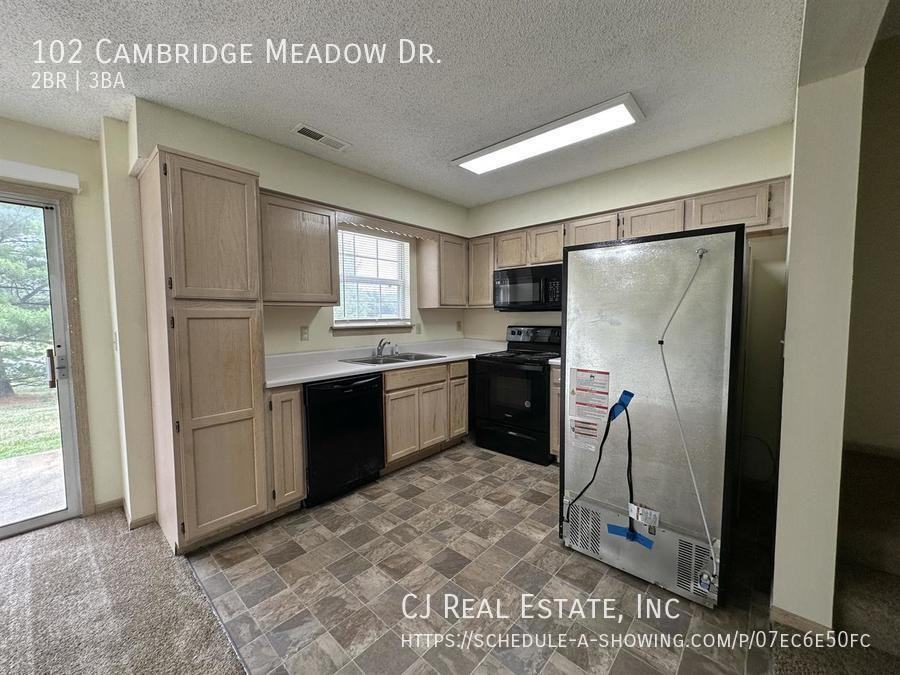102 Cambridge Meadows Dr - Photo 5 of 9