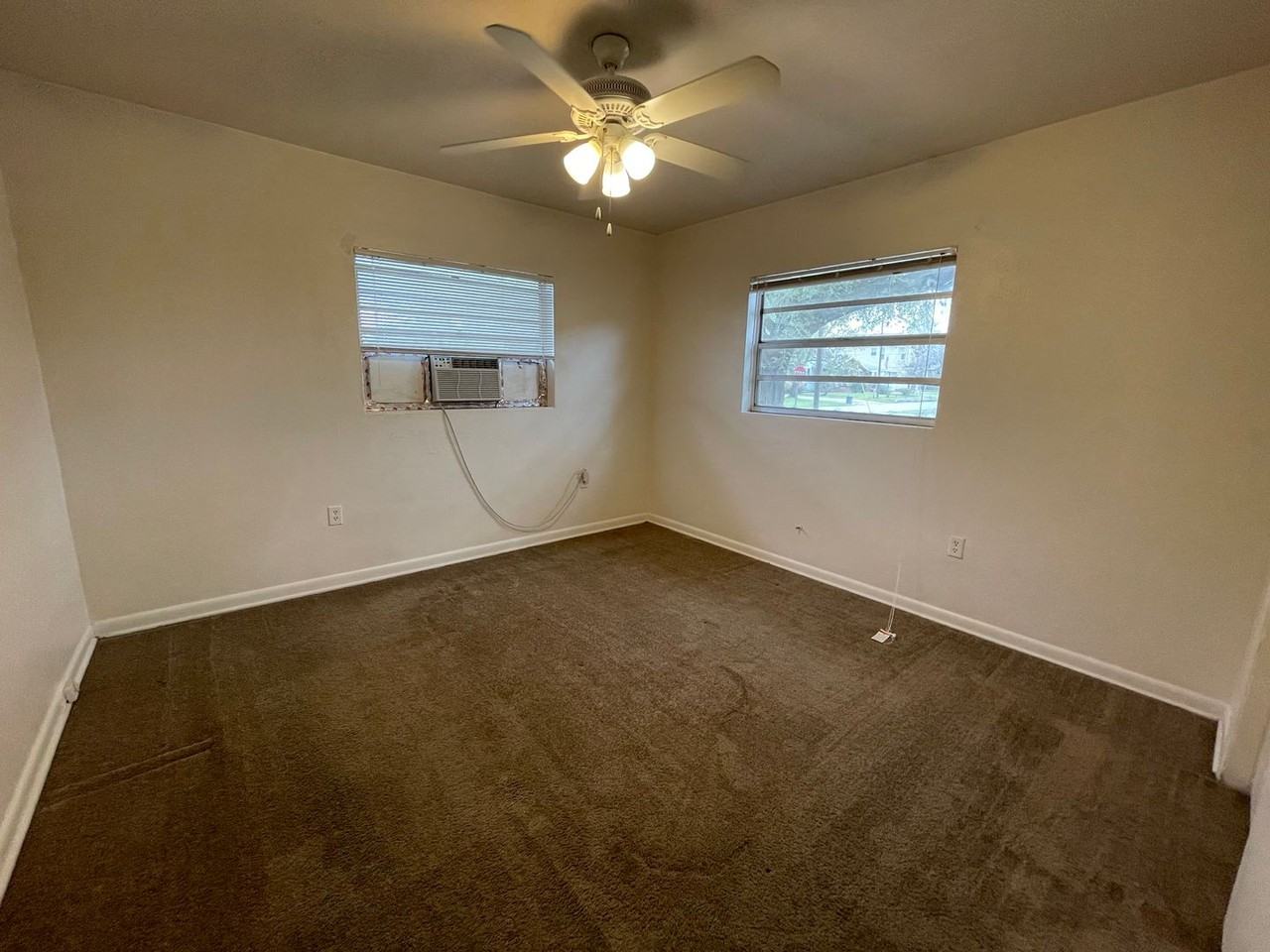 1600 Indiana Ave - Photo 5 of 5