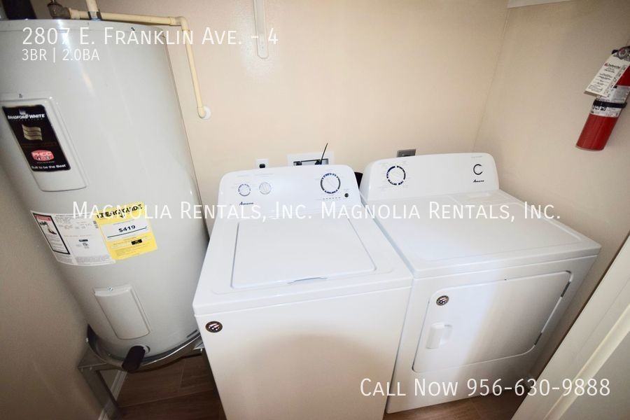 2807 E Franklin Ave #4 - Photo 6 of 14