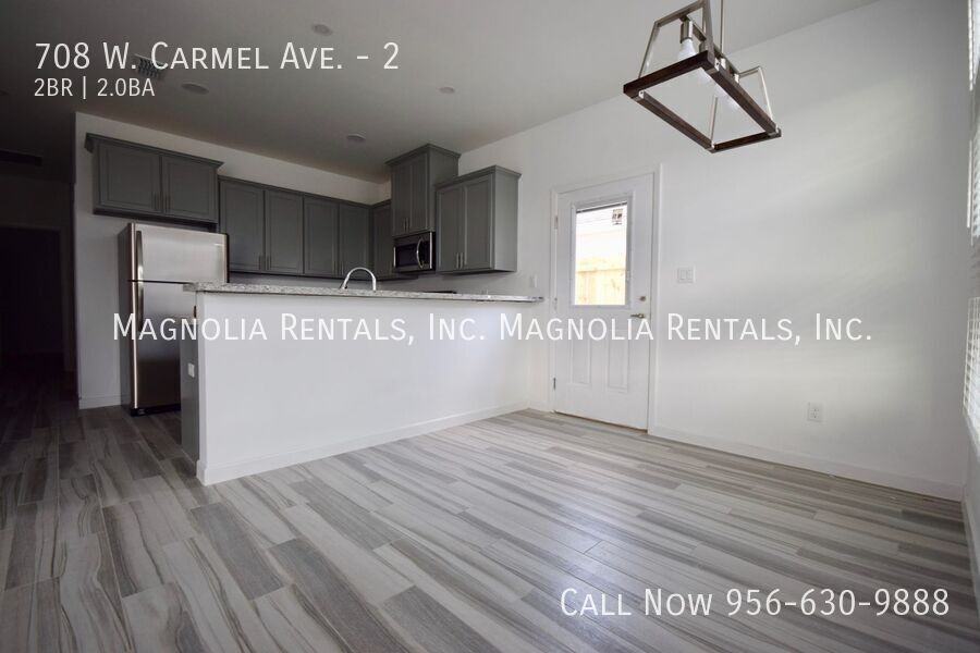 708 W Carmel Ave #2 - Photo 2 of 9
