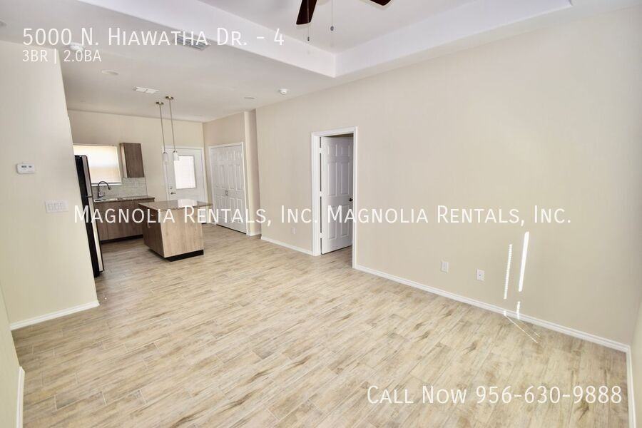 5000 N Hiawatha Dr #4 - Photo 5 of 15