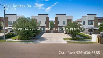 featured image of 1311 Bodark Dr #1