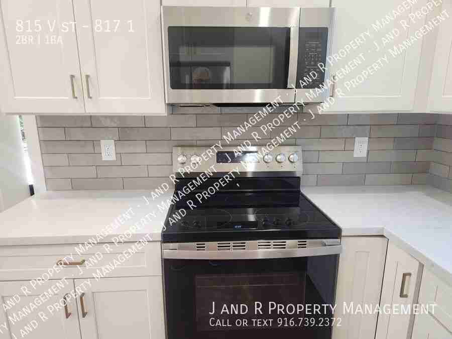 815 V St #817-1 - Photo 5 of 14