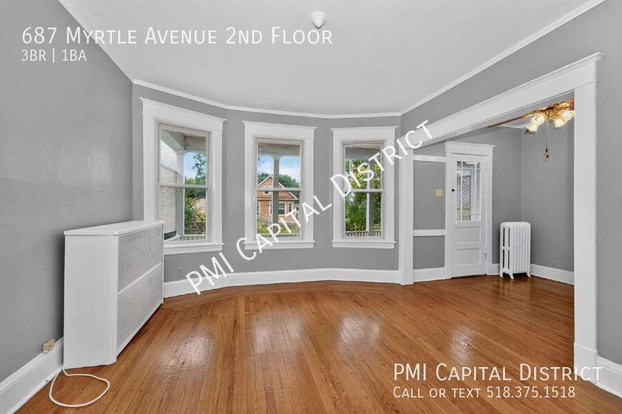 687 Myrtle Ave 2nd Fl - Photo 4 of 29