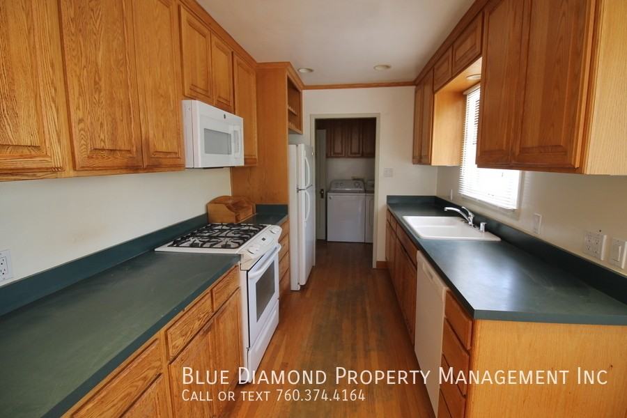 3405 Garfield St - Photo 4 of 19