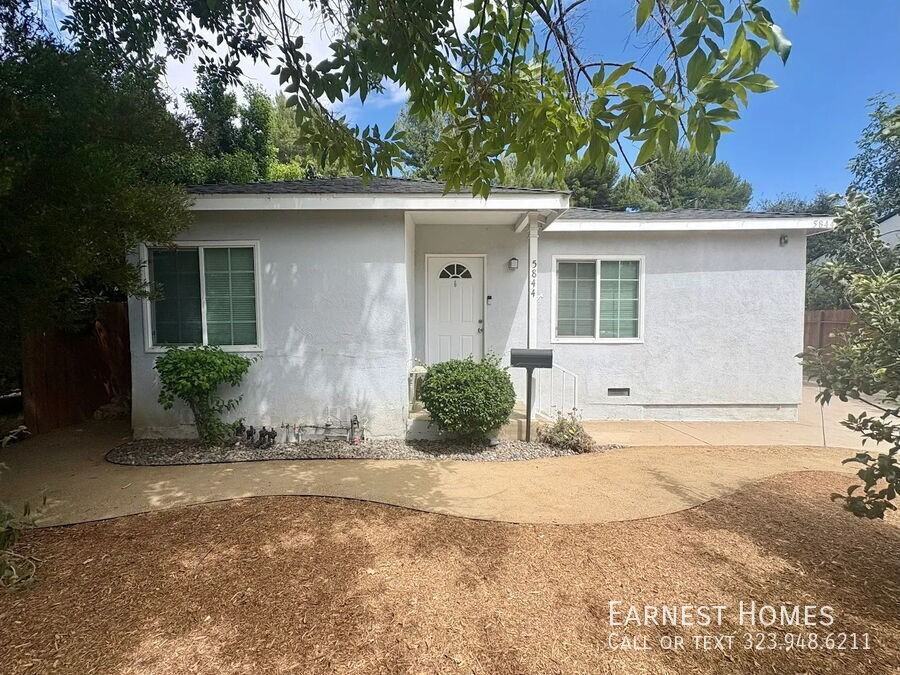 5844 Vesper Ave - Photo 2 of 27