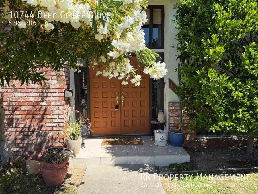 10744 Deep Cliffe Dr - Photo 2 of 37