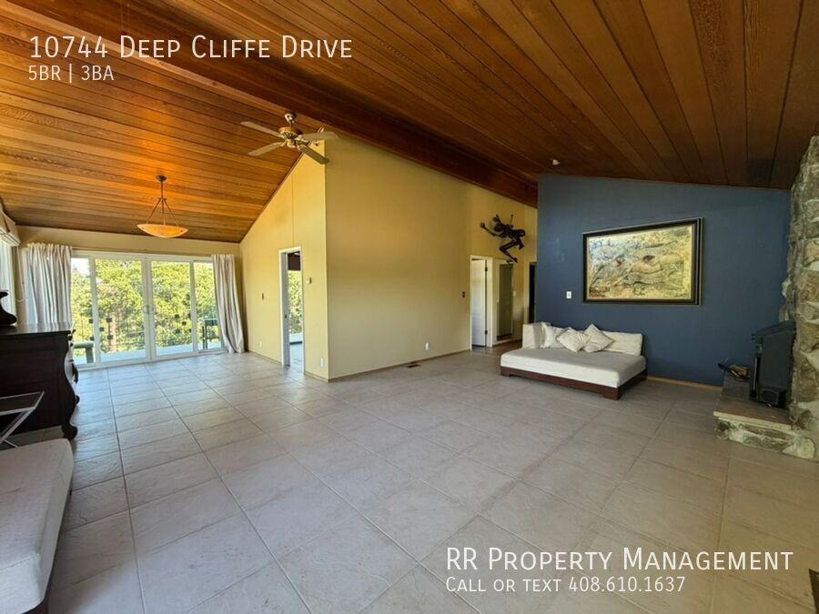 10744 Deep Cliffe Dr - Photo 4 of 37