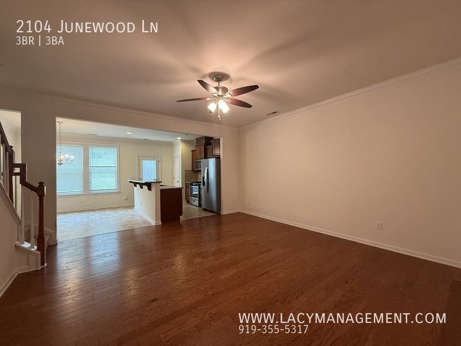 2104 Junewood Ln - Photo 5 of 22