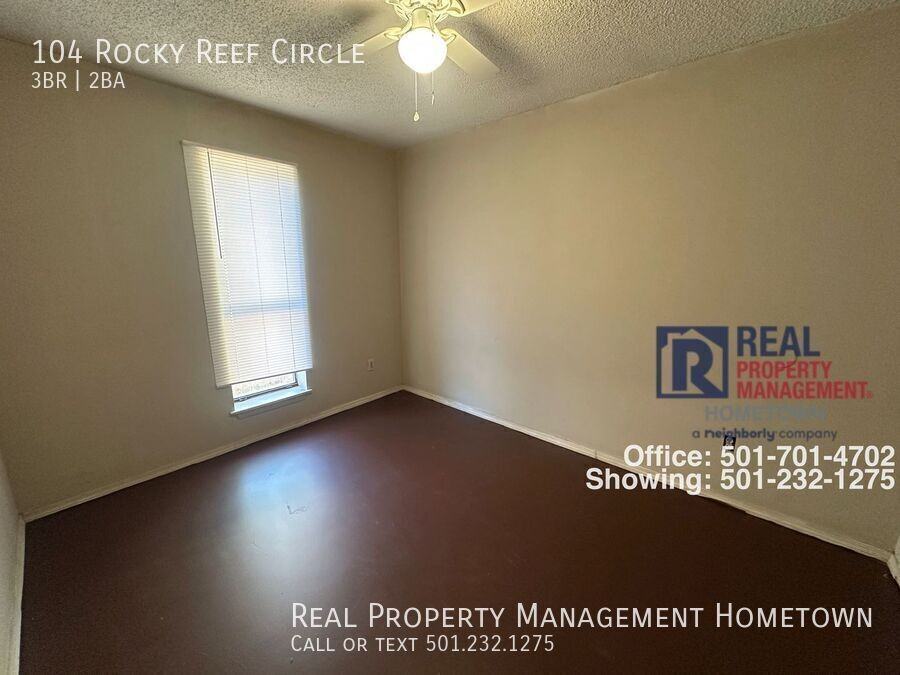 104 Rockyreef Cir - Photo 7 of 15