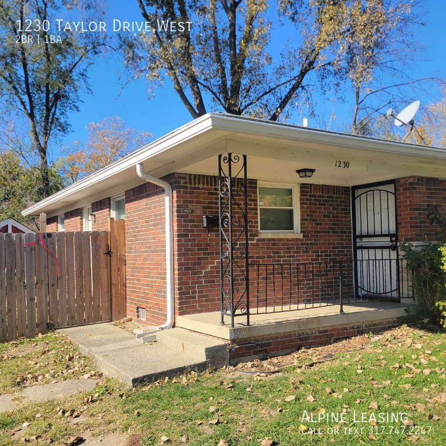 1230 Taylor Dr W