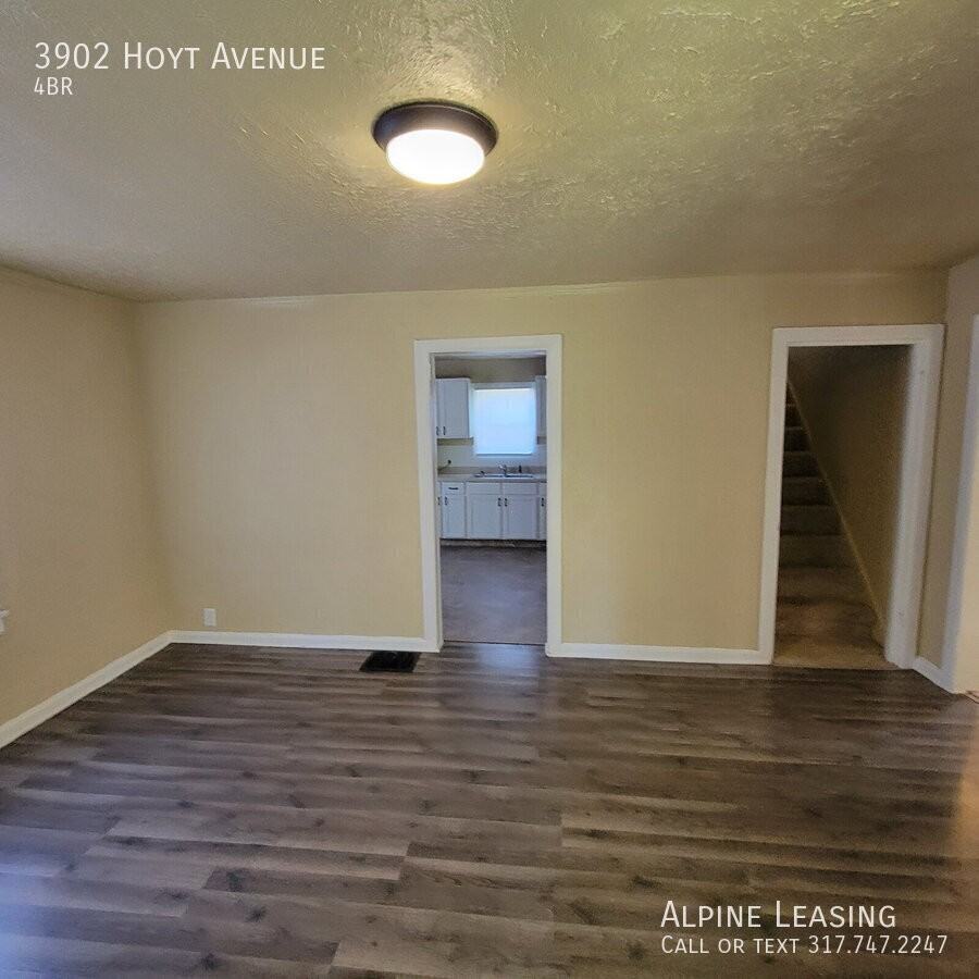 3902 Hoyt Ave - Photo 6 of 8