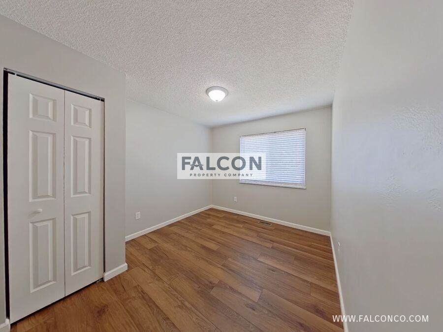 6974 Metropolitan St - Photo 7 of 20