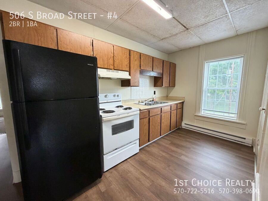 506 S Broad St #4 - Photo 3 of 8