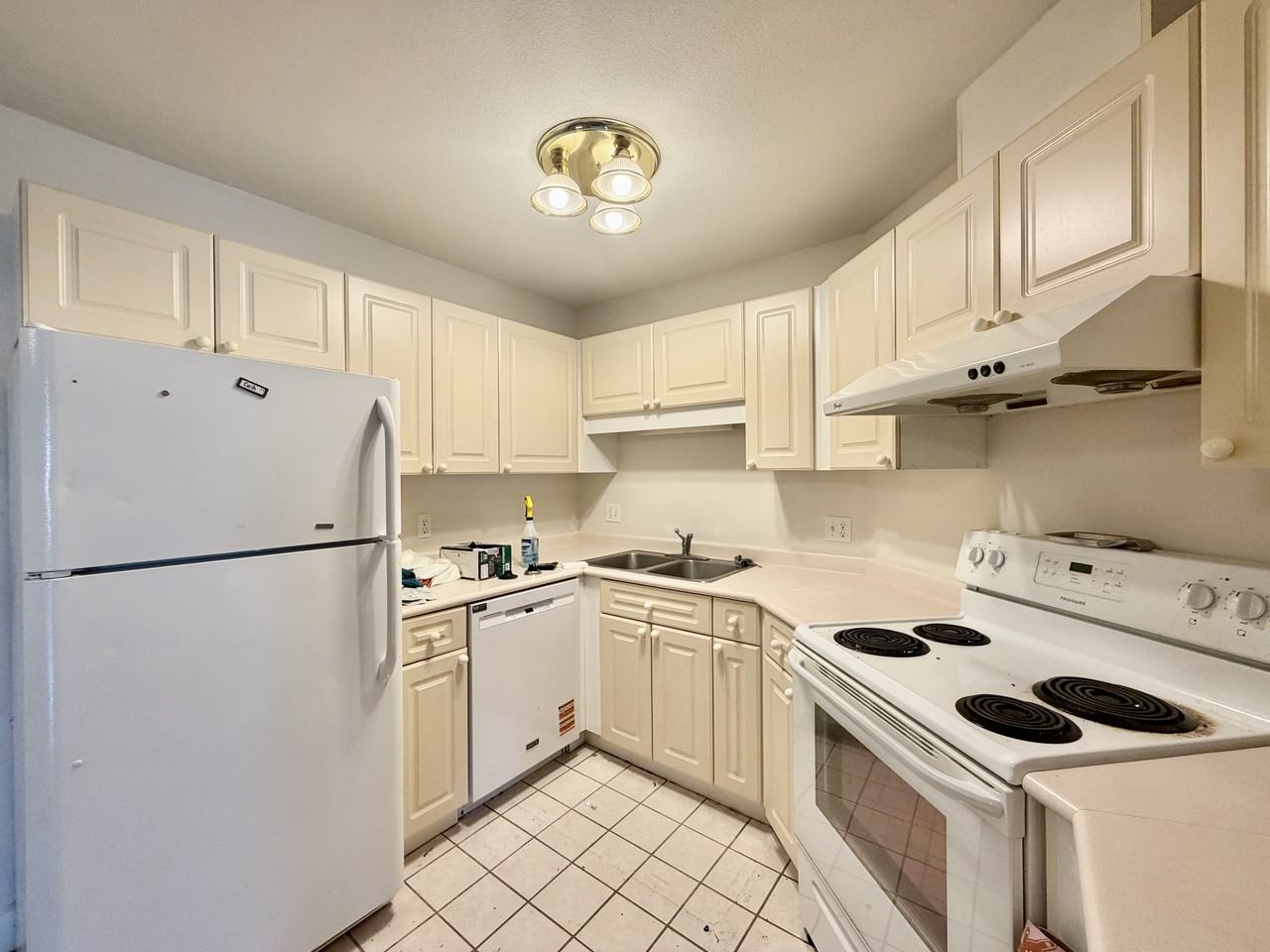 7051 Blundell Road - Photo 4 of 17