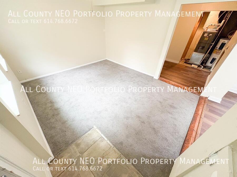 417 S Hampton Rd - Photo 4 of 31