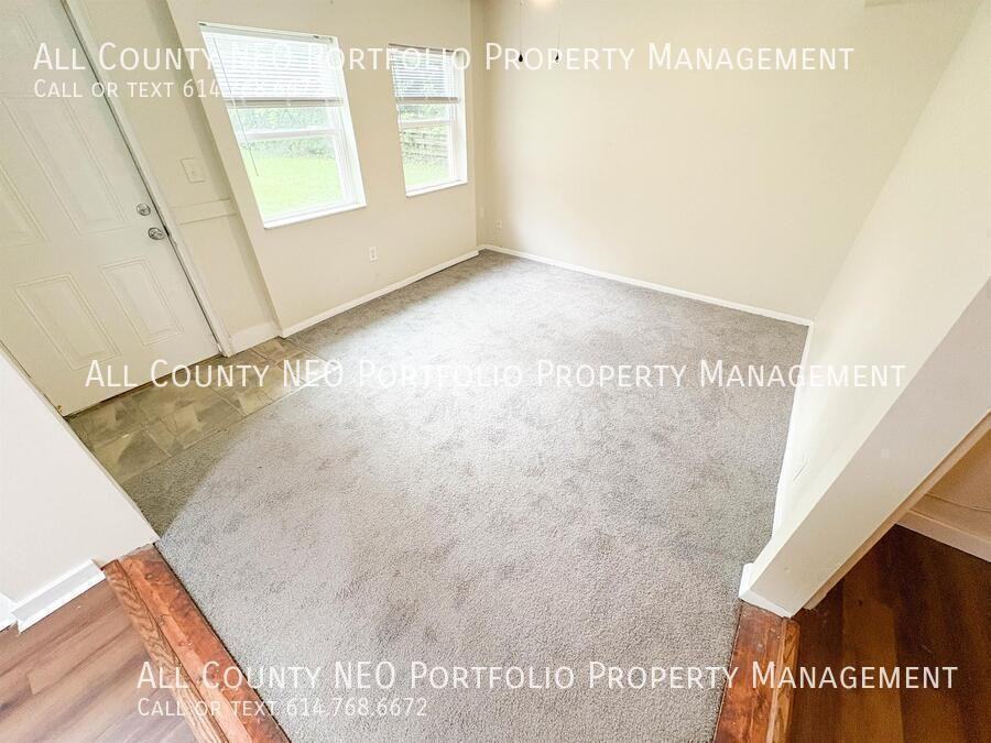 417 S Hampton Rd - Photo 7 of 31