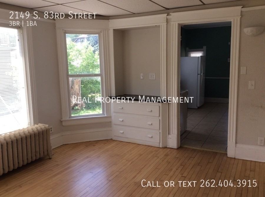 2149 S 83rd St #2149LOWER - Photo 5 of 9