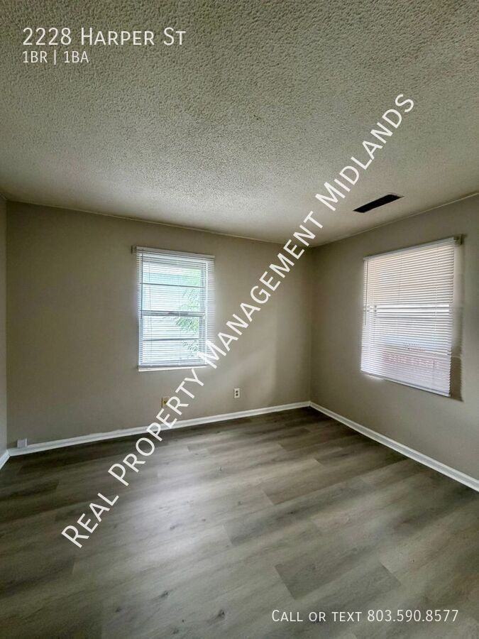 2228 Harper St - Photo 4 of 9