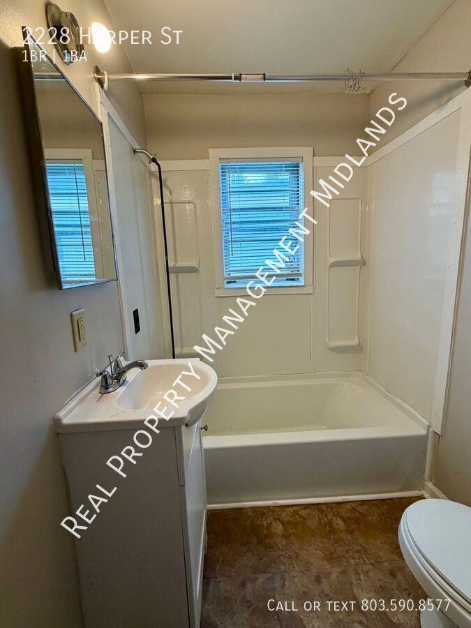 2228 Harper St - Photo 7 of 9