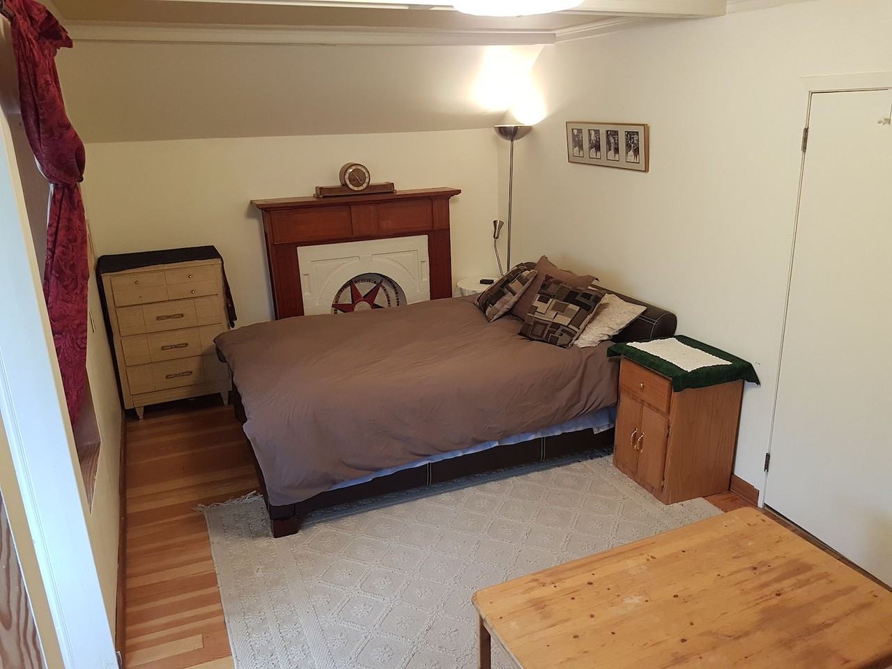 305 10a St Nw - Photo 4 of 17