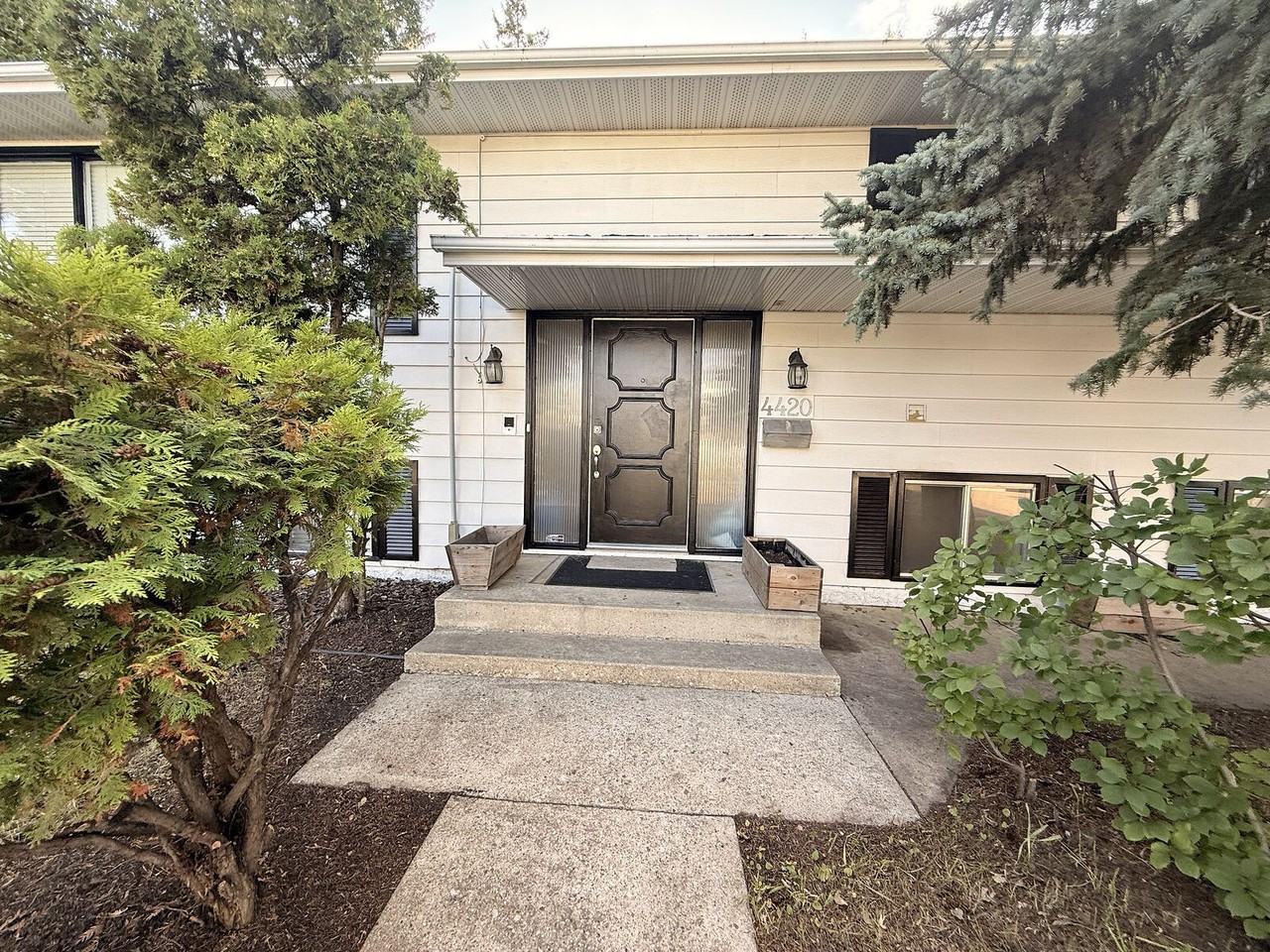 4420-115st - Photo 2 of 15