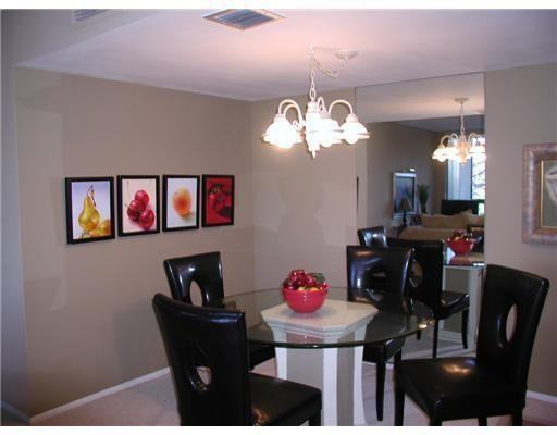 1846 Bridgewood Dr - Photo 3 of 6