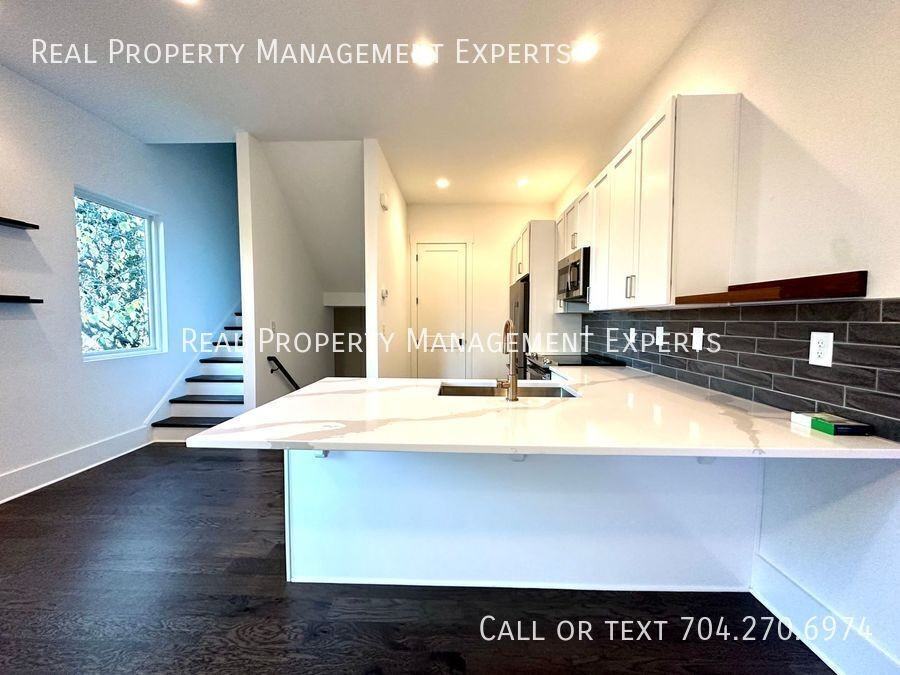 1004 Margaret Brown St #C - Photo 4 of 18