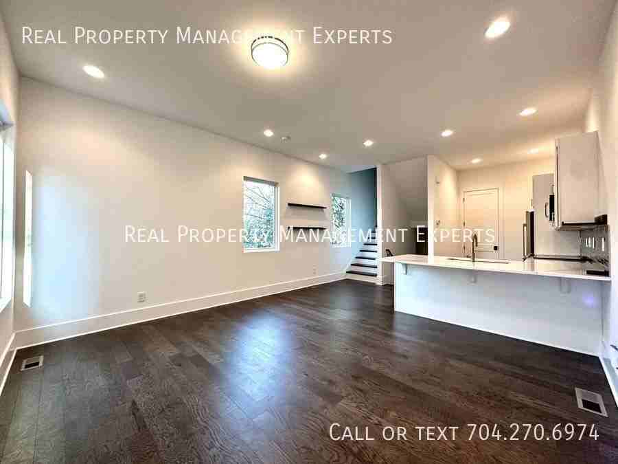 1004 Margaret Brown St #C - Photo 5 of 18