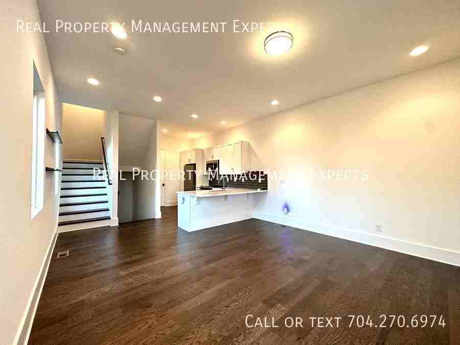 1004 Margaret Brown St #C - Photo 6 of 18
