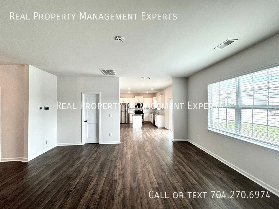 4025 Lampasas Ln - Photo 4 of 22