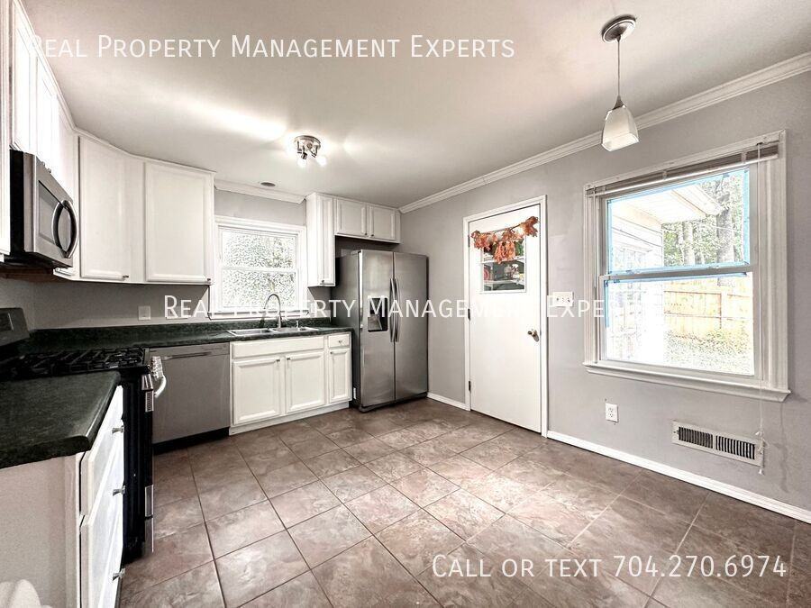 4429 Firwood Ln - Photo 2 of 21
