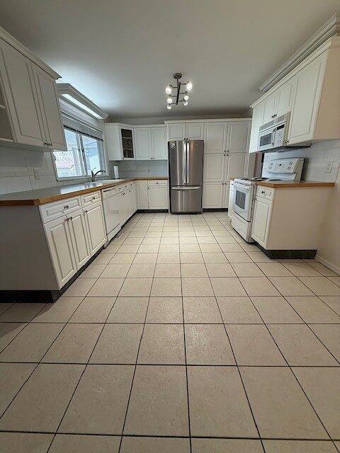 10930 60 Ave Nw - Photo 6 of 20