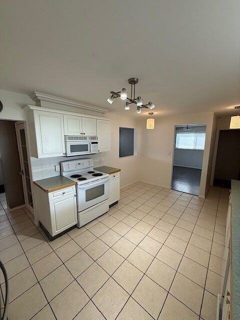 10930 60 Ave Nw - Photo 7 of 20