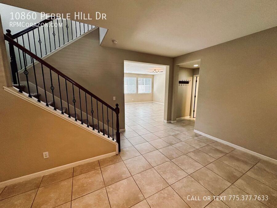 10860 Pebble Hill Dr - Photo 5 of 37