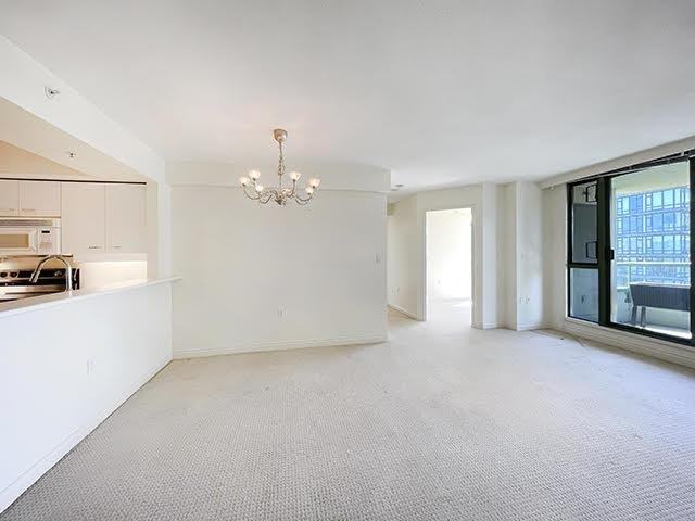 7380 Elmbridge Way - Photo 7 of 29