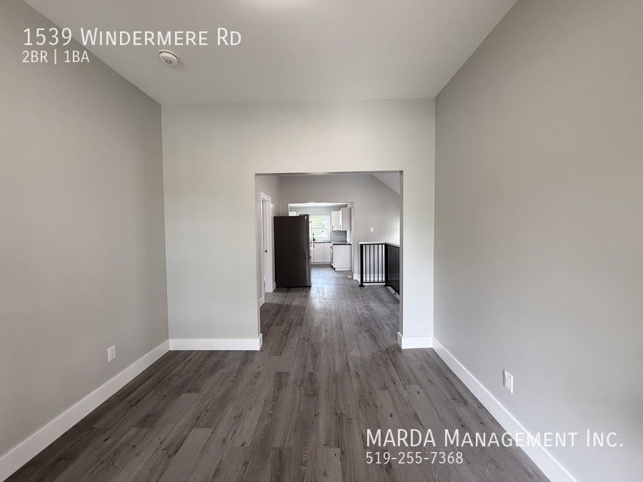 1539 Windermere Rd - Photo 3 of 40
